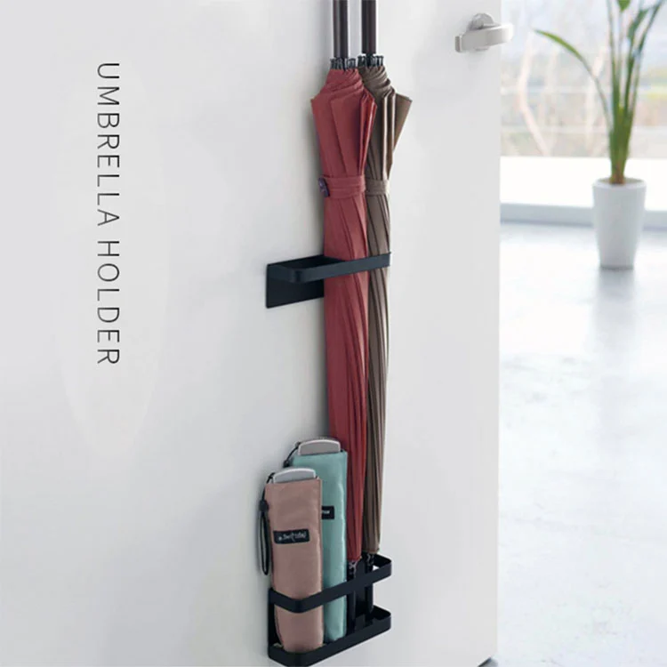 Vodotěsné držáky na deštníky na straně dveří